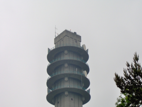 Pa op de antenne en S2 rechts op de hoek